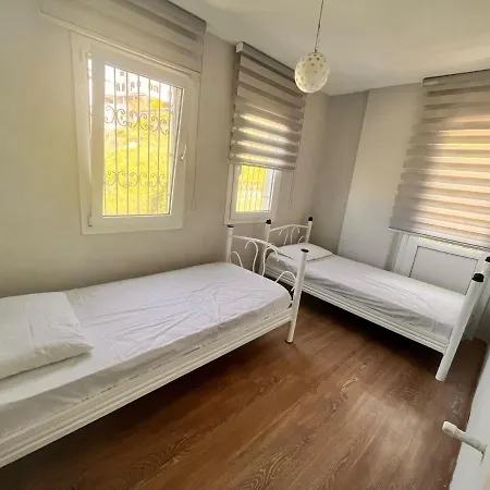 Vila Villa Lokum *